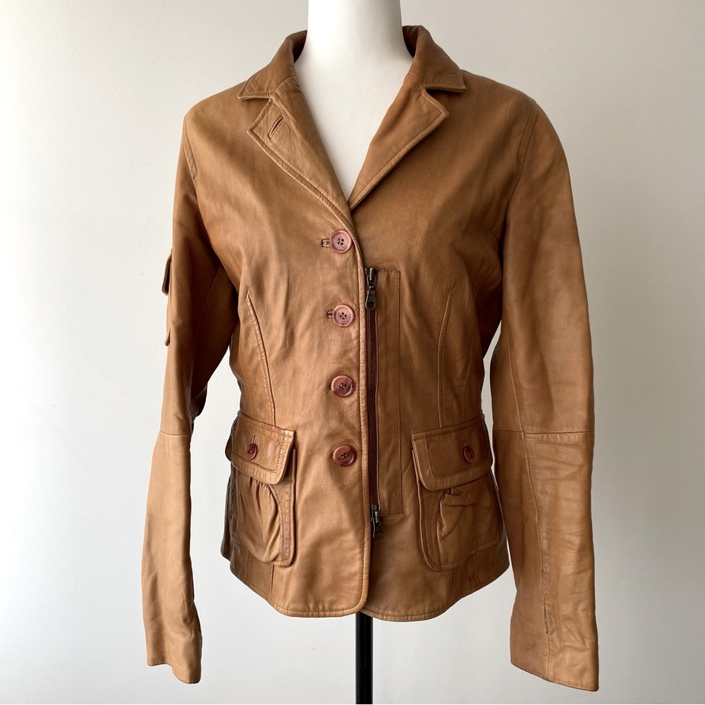 DANIER | Floral Tan Jacket - Picture 4 of 16
